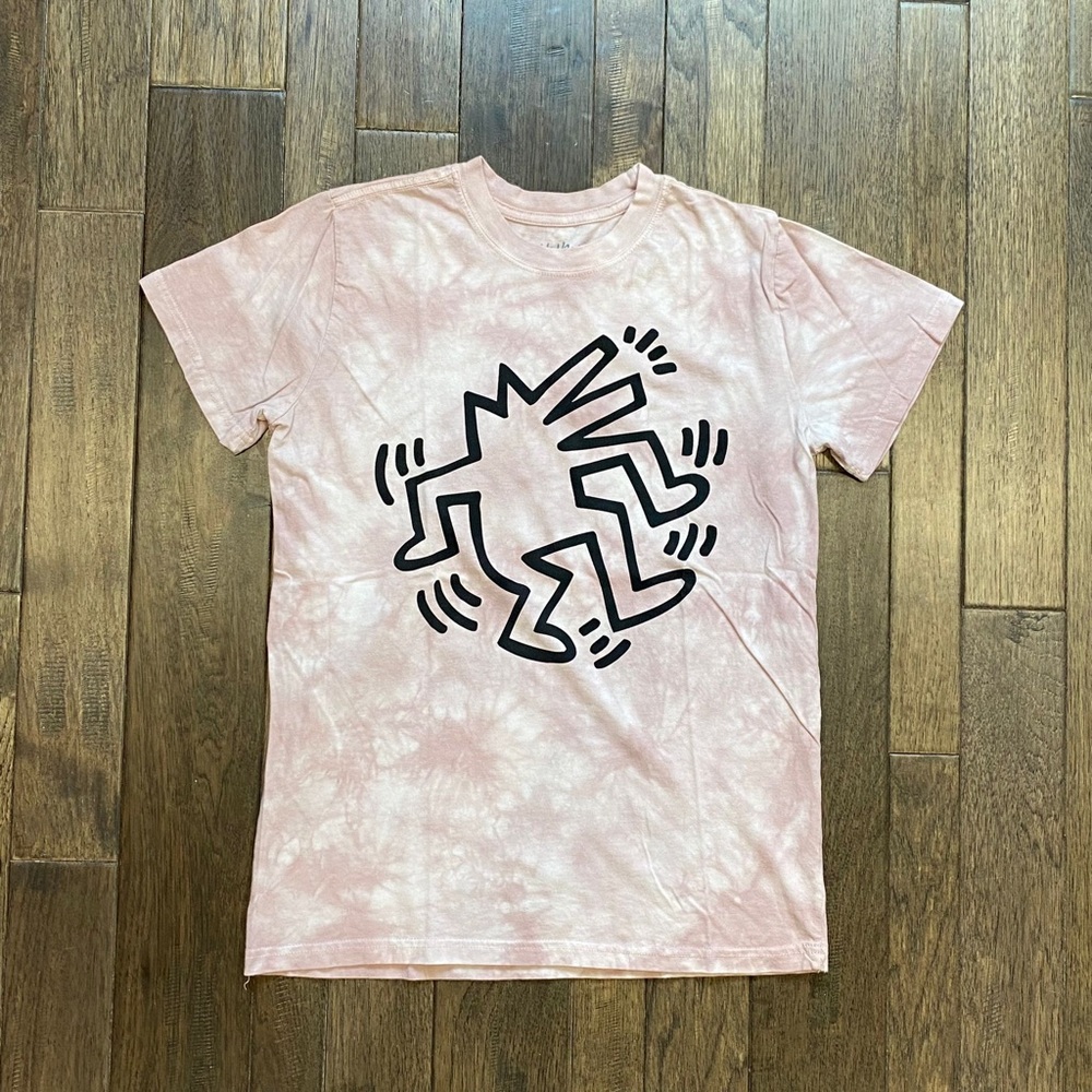KEITH HARING SHORT SLEEVE
GRAPHIC T-SHIRT WOMENS SIZE XS
PINK TIE DYE